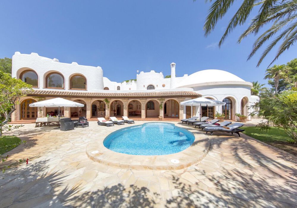 The Beach Villa