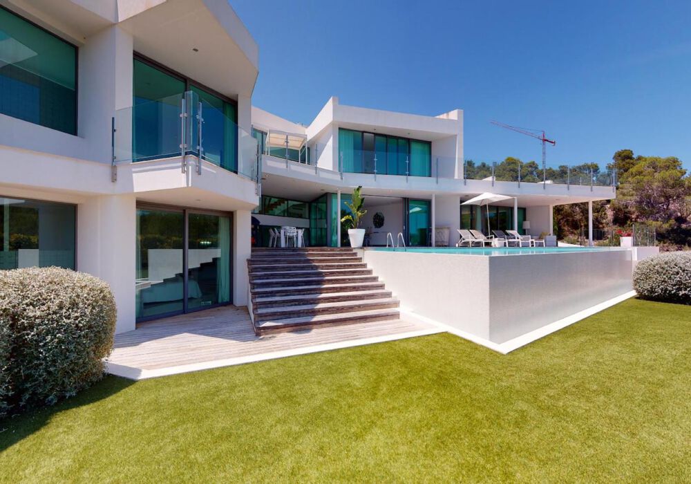 Villa Riley