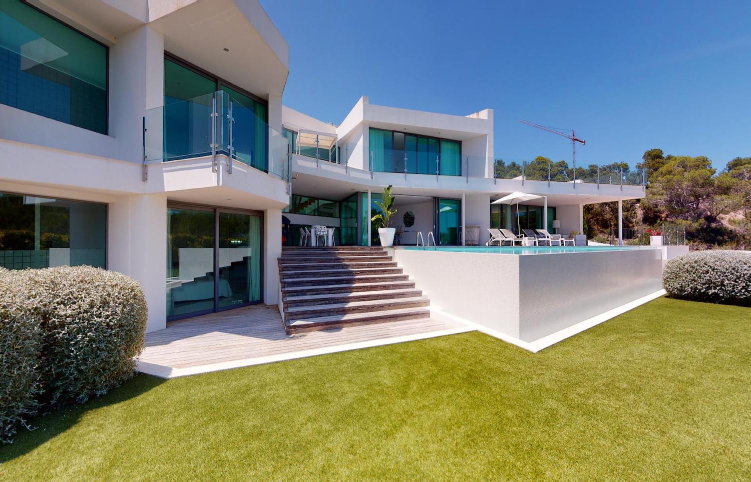 Villa Riley