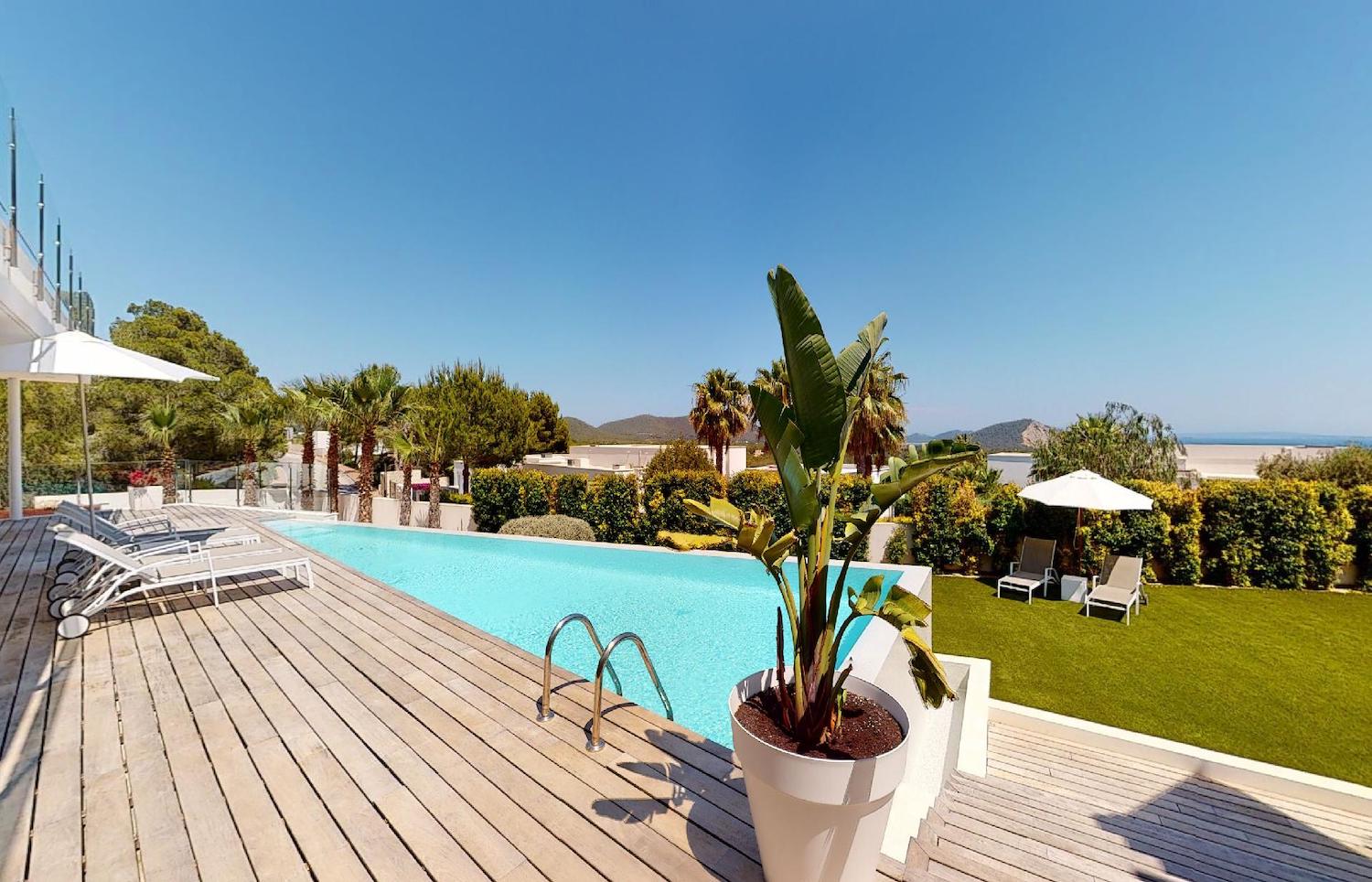 Villa Riley