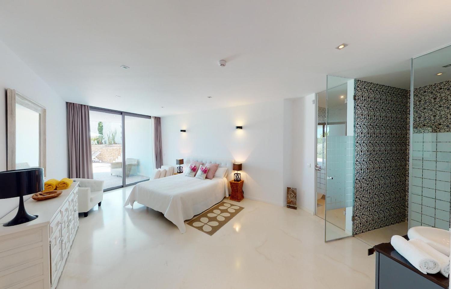 Villa Riley