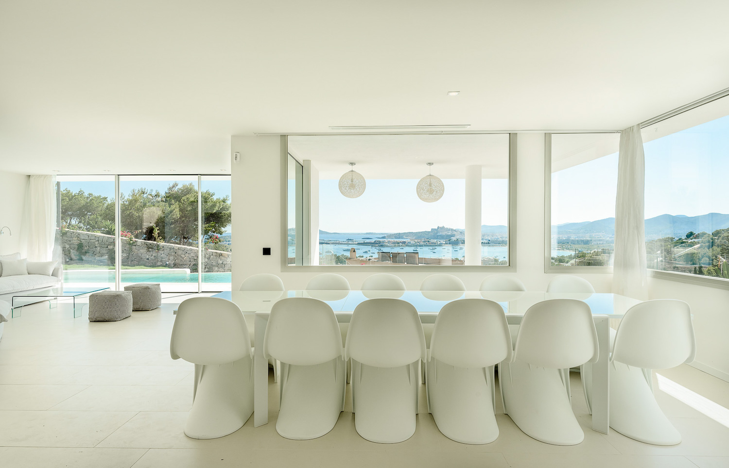 Villa Equis