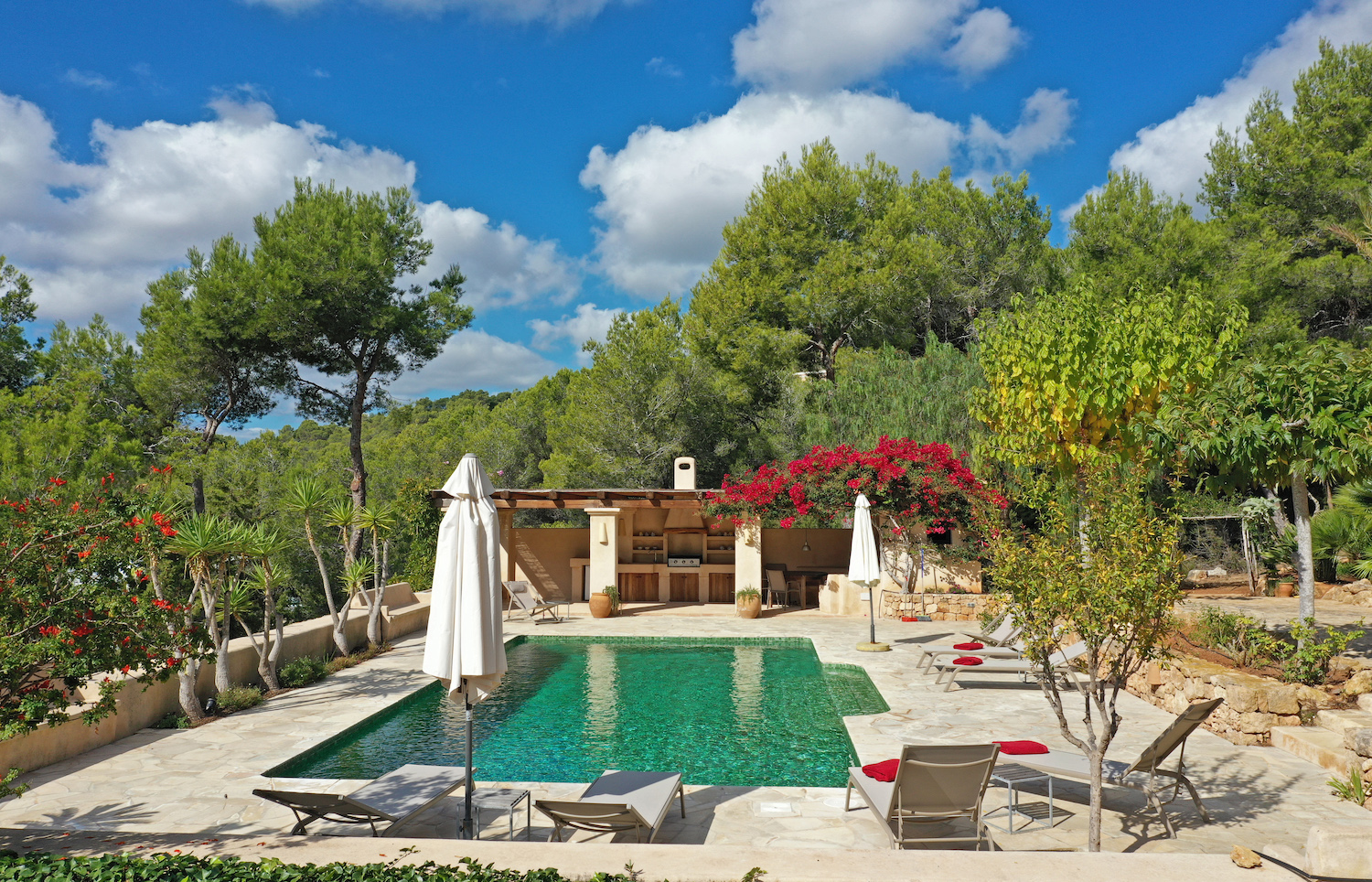 Villa Silent